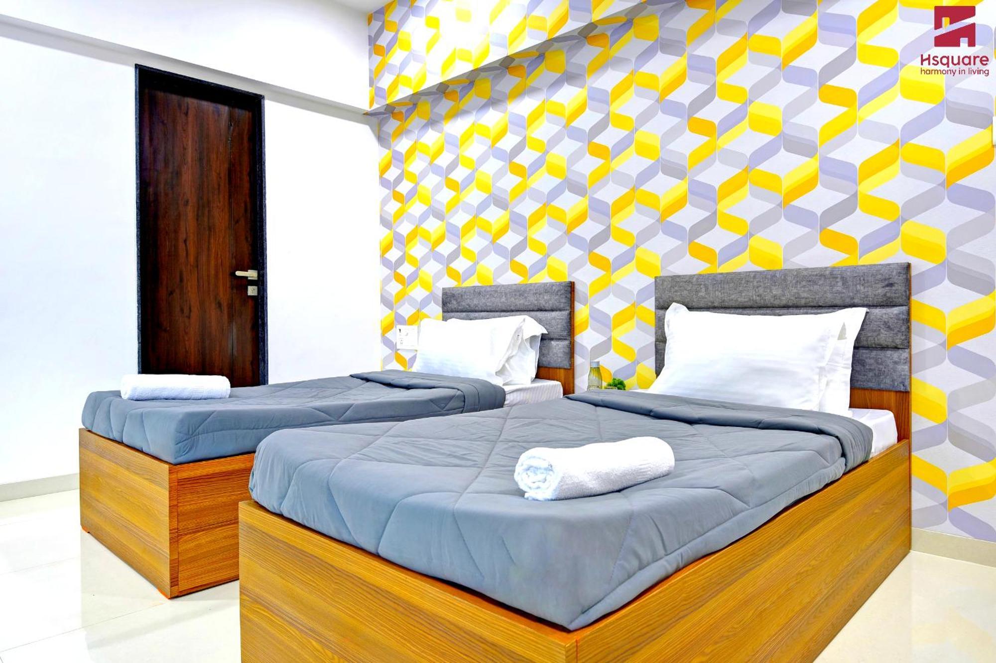 Hsquare Luxury Apartments Goregaon Mumbai Exterior photo