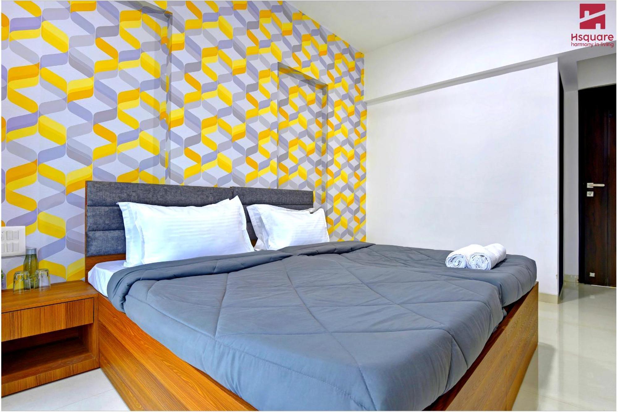 Hsquare Luxury Apartments Goregaon Mumbai Exterior photo
